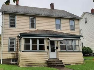 25 Sauquoit St, New York Mills, NY 13417