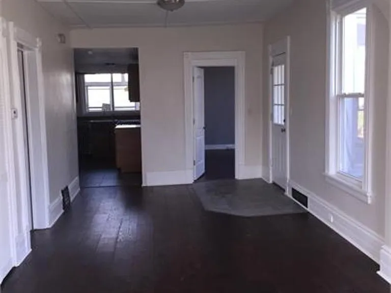 202 Cayuga St #1 — Photo 6