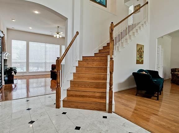 4th image of 3707 Harlington Ln