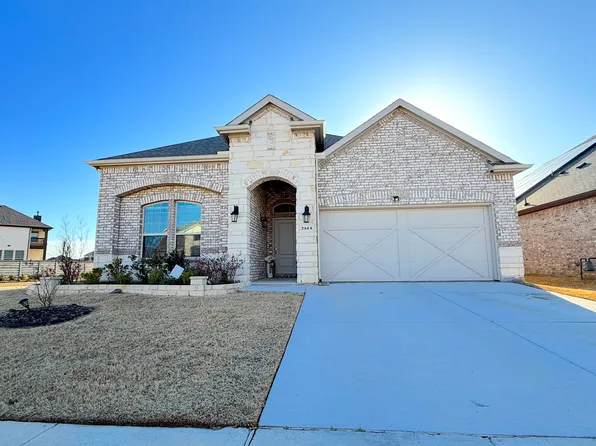 7524 Bird Cherry Ln, Aubrey, TX 76227