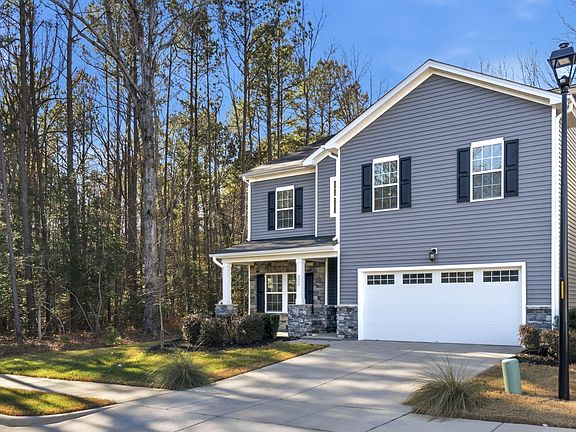 2nd image of 824 Kingsworth Way