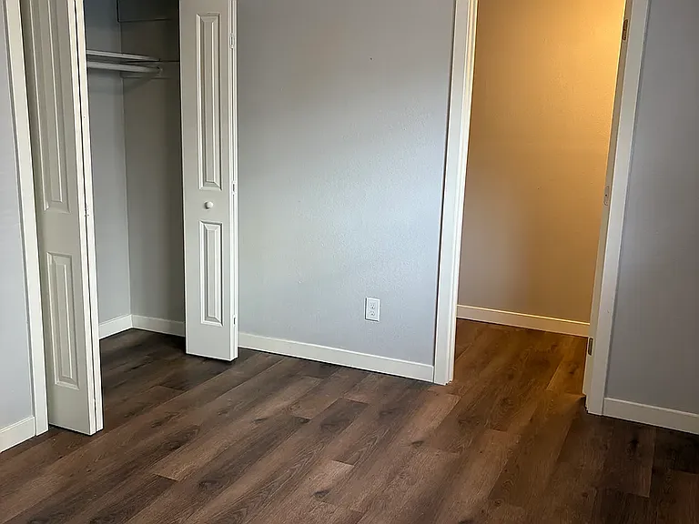 925 SW Holden St #3 — Photo 5