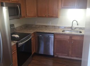 518 E Sycamore St, Columbus, OH 43206