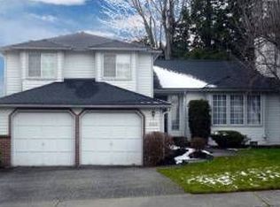 923 224th Ave NE, Sammamish, WA 98074