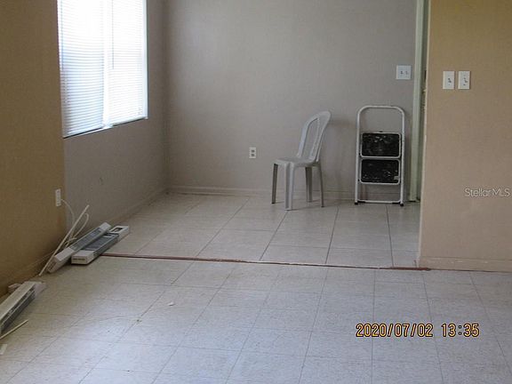 3rd image of 22050 Hernando Ave
