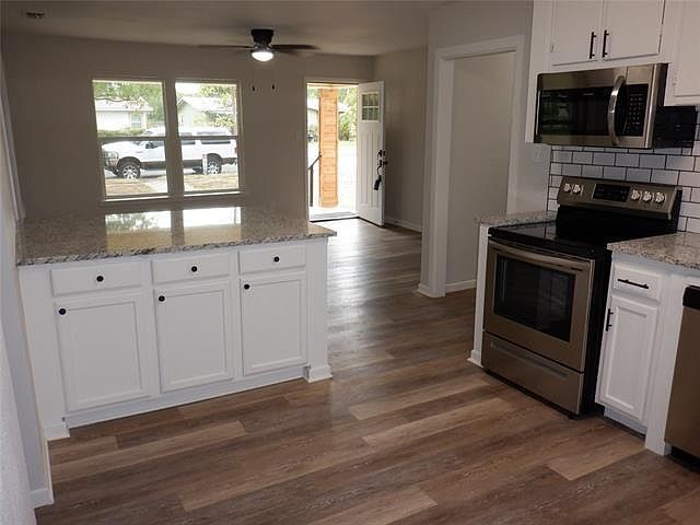 1st image of 910 S Bowie Dr