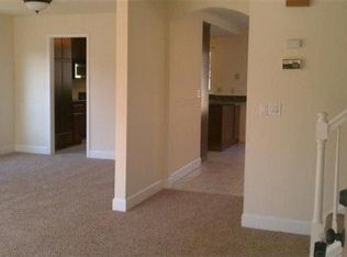 8963 Castle Park Dr, Elk Grove, CA 95624