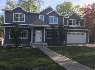 34 Homestead Pl, Bergenfield, NJ 07621