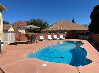 827 S 330 East Cir, Ivins, UT 84738