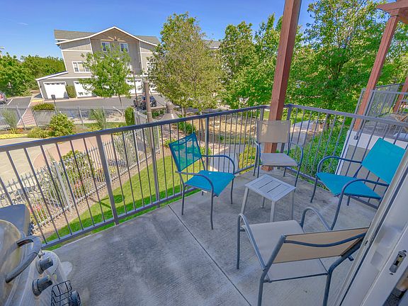 4th image of 1818 Moore Blvd APT 214