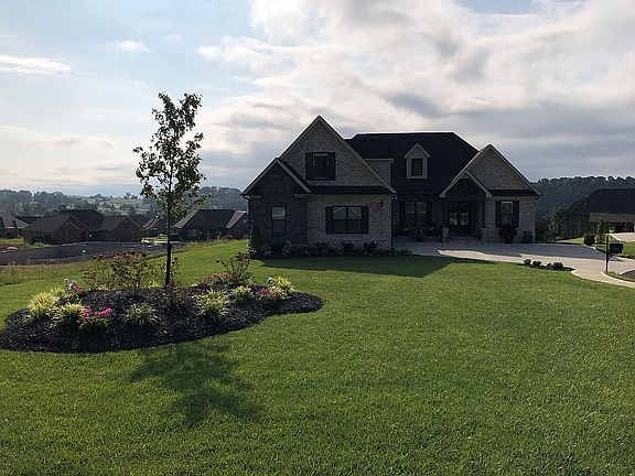 2nd image of 175 Greystone Ct
