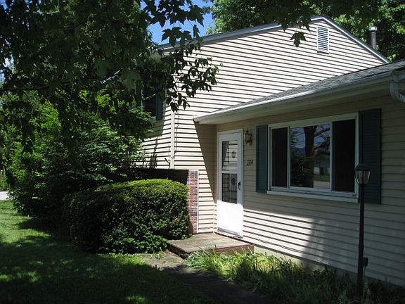 2nd image of 204 W Hamilton St