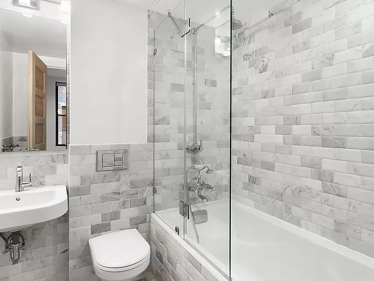 154 W 70th St #3R — Photo 6