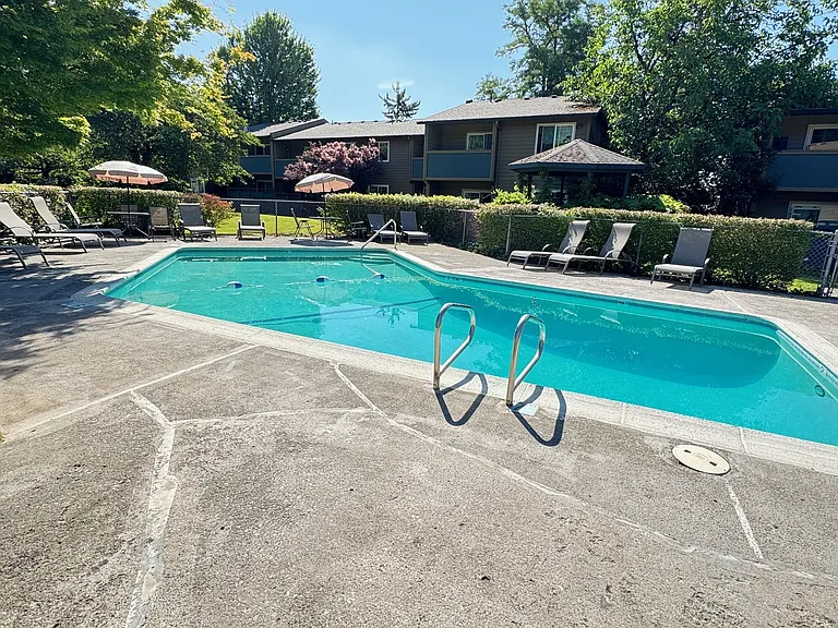 Crescent Ridge — Photo 14