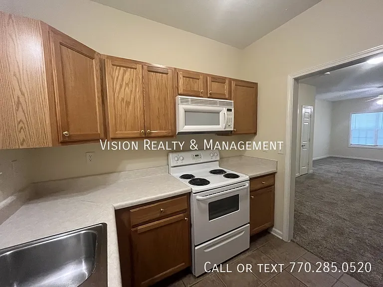 119 Kaiser St — Photo 6