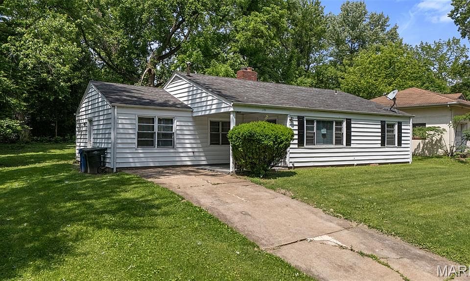 1st image of 309 N Schlueter Ave