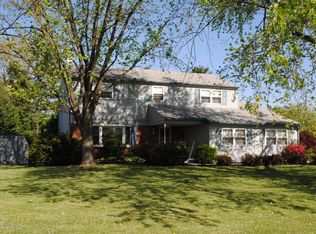 1986 Muhlenberg Dr, Lansdale, PA 19446