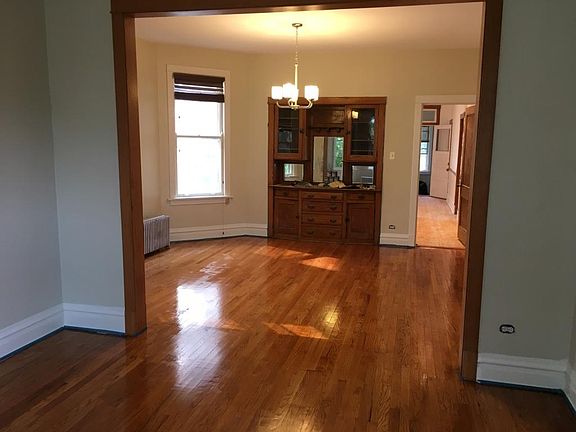 3rd image of 3225 W Pierce Ave #2