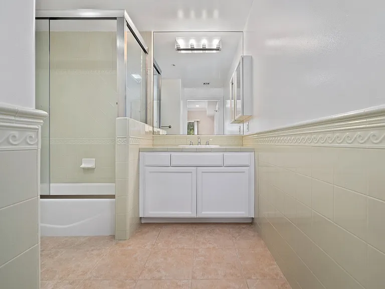 3328 Oakhurst Ave — Photo 4