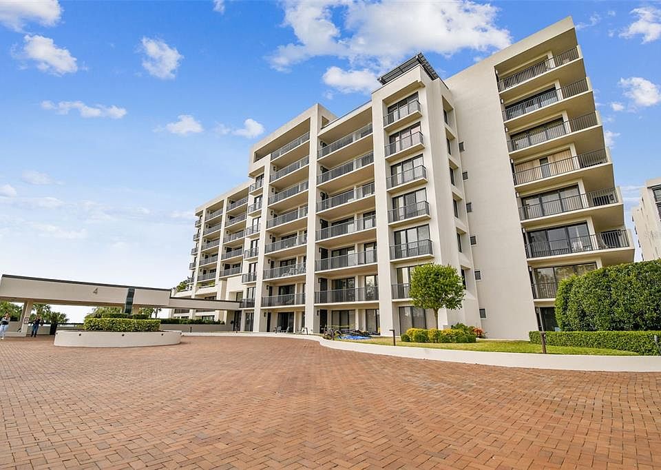 1st image of 4 BELLEVIEW BLVD #207