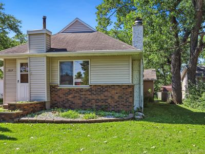 1517 9th Ave SW, Aberdeen, SD, 57401