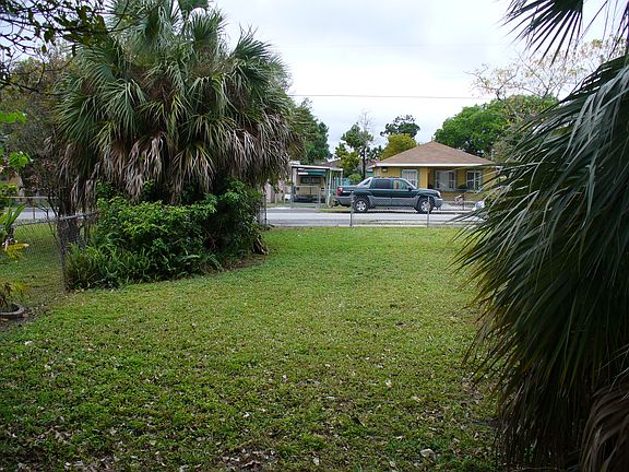5th image of 5837 NW 19th Ave