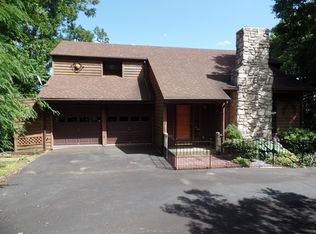 695 Cascade Trl, Fancy Gap, VA 24328