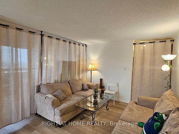 4th image of 25 Kensington Rd #1912