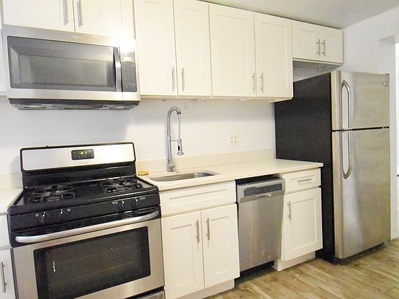 5th image of 188 Claremont Ave #100