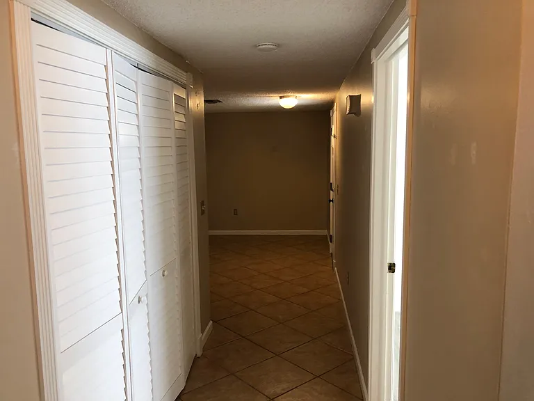 351 S Florida Ave — Photo 14
