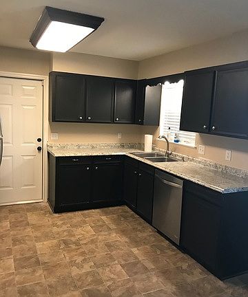 4th image of 2715 Lovelace Blvd