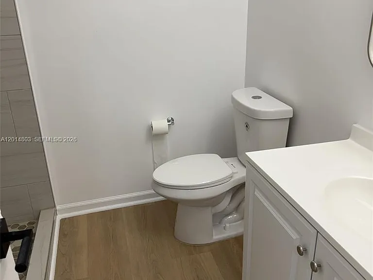 1901 NW South River Dr #56-F — Photo 17