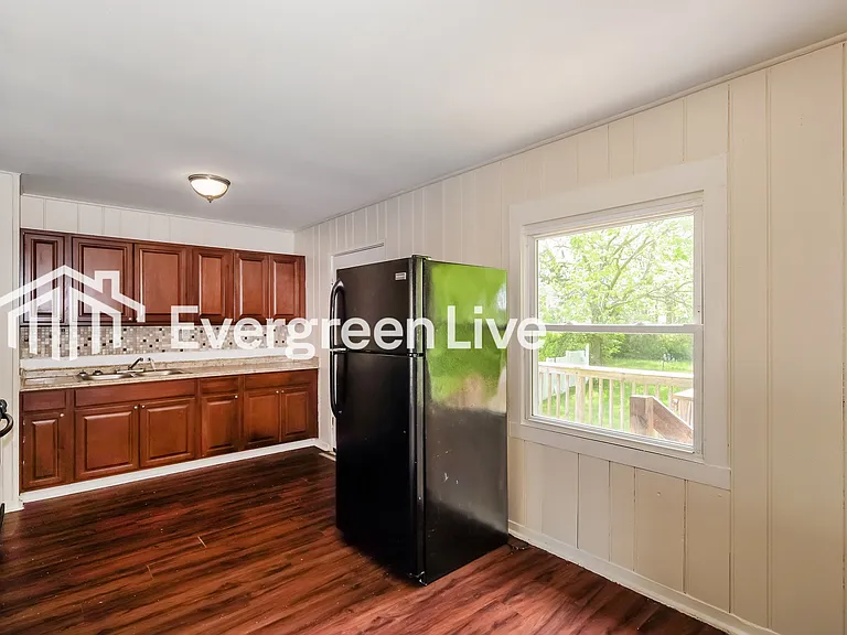 2549 Berthbrook Dr — Photo 5