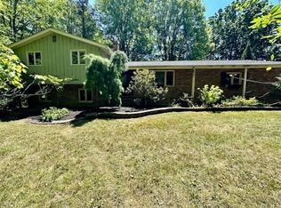 2551 River Rd, Willoughby, OH 44094