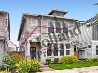 3933 SE 83rd Ave, Hillsboro, OR 97123