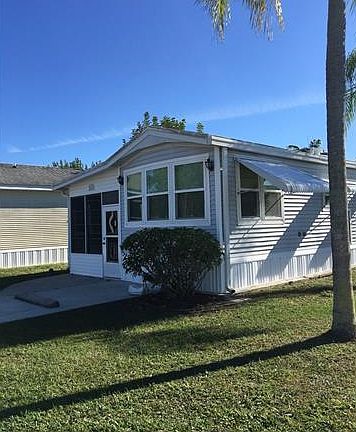 3rd image of 4521 Mayflower Way E