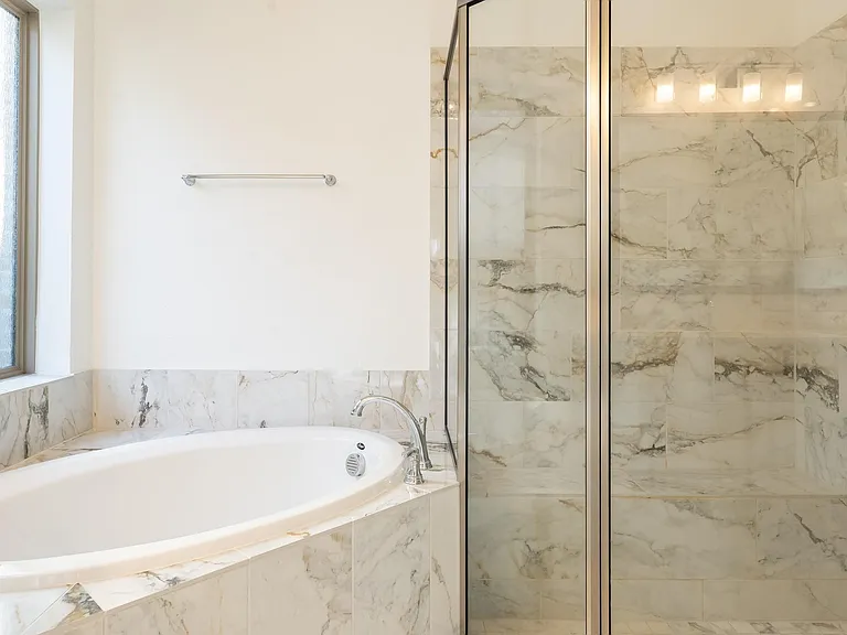 4118 Ana Ridge Ln — Photo 31