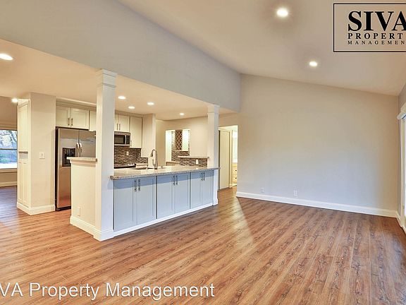 5th image of 205 La Crosse Dr