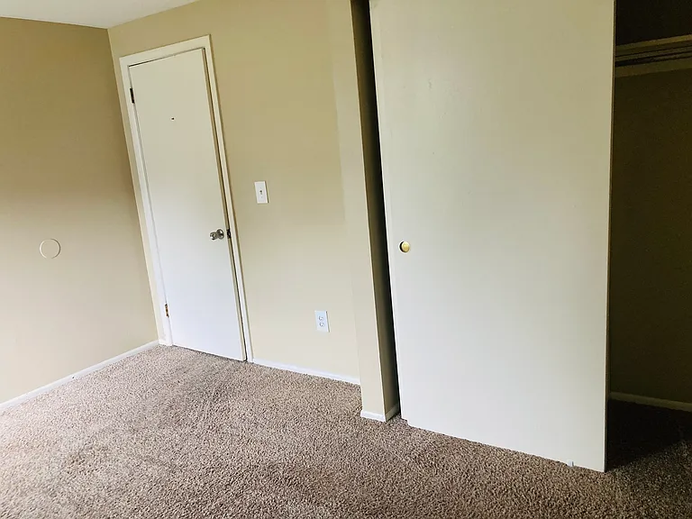 1680 Summit St #2A — Photo 10