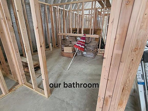 3rd image of 605 Winstead Rd