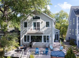 551 Glazier Rd, Chelsea, MI 48118