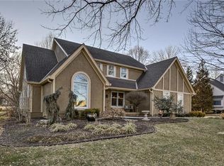 12605 Pawnee Ln, Leawood, KS 66209
