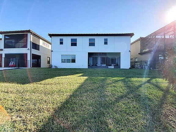 2nd image of 10896 Lemon Lake Blvd