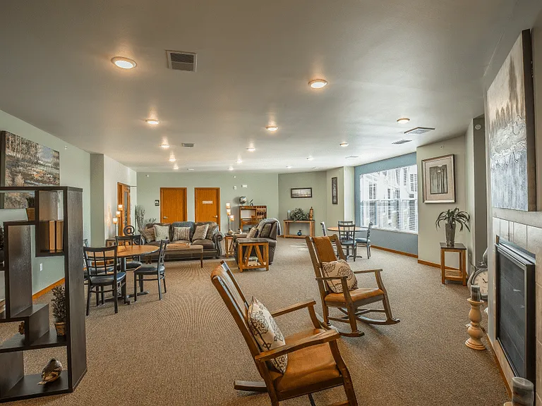 Prairie Trails Residence — Photo 8