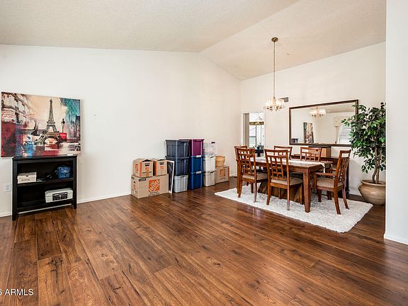 3rd image of 13738 W TARTAN Drive