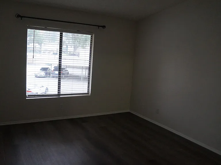 1150 S Meadow Ln #63 — Photo 8