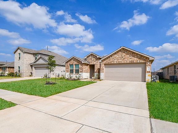 2nd image of 4114 Magliana Ln
