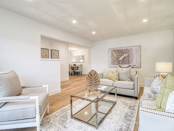 5th image of 1512 Padres Ct