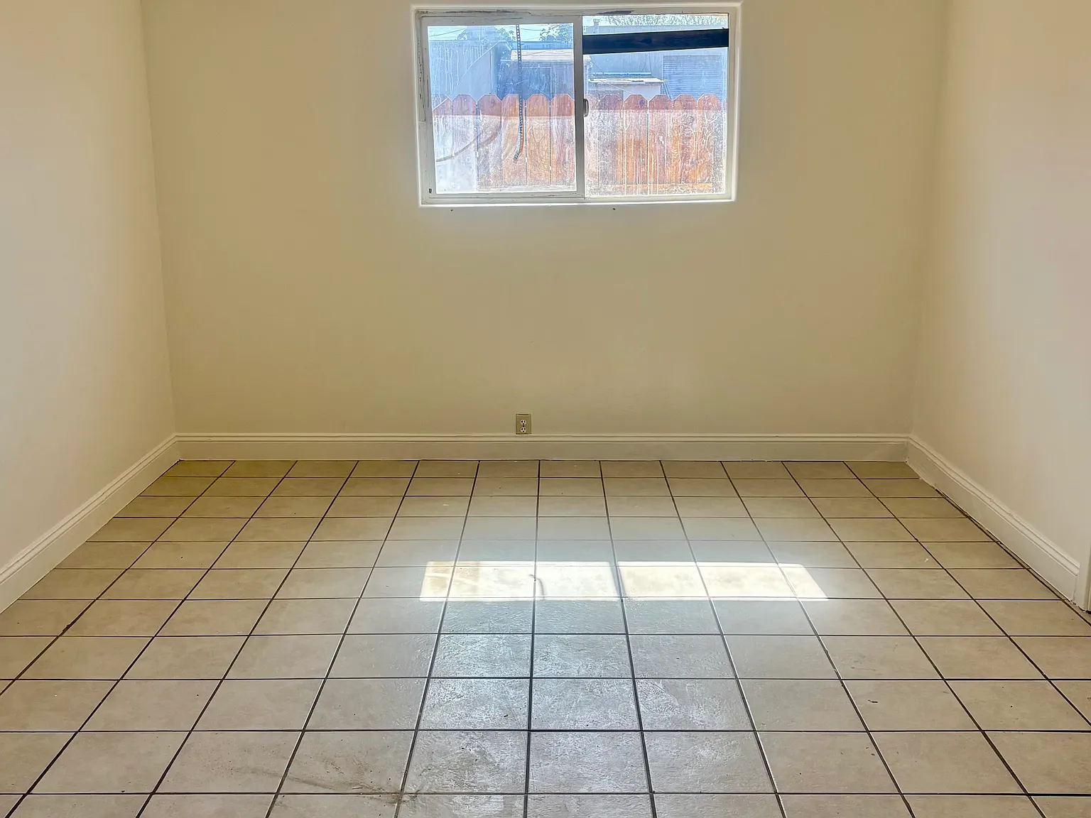 1 bed, 800 sqft, $995 — Photo 4