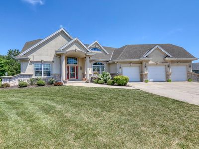 6958 South Craig COURT, Franklin, WI, 53132